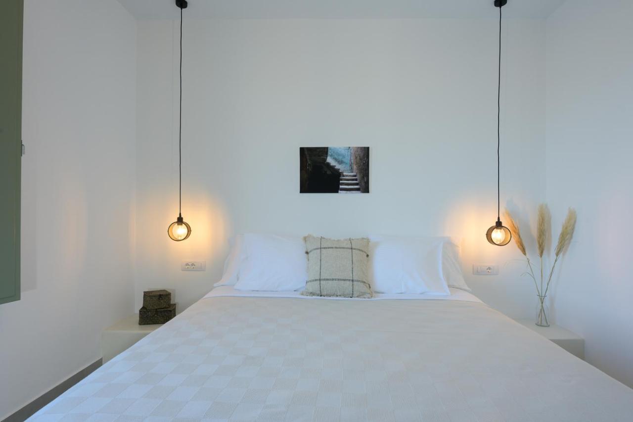 Oia Kissiri - Private Pool Villas 외부 사진