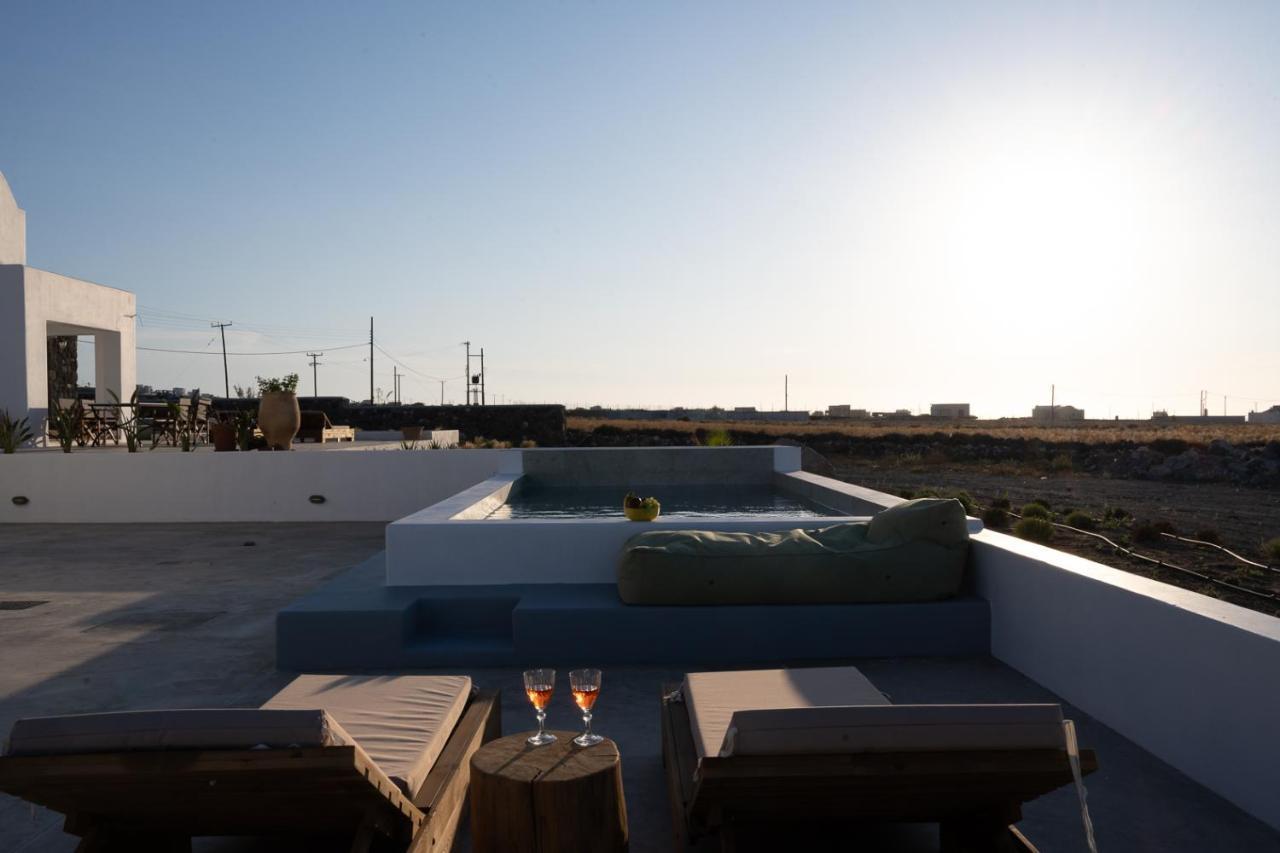 Oia Kissiri - Private Pool Villas 외부 사진