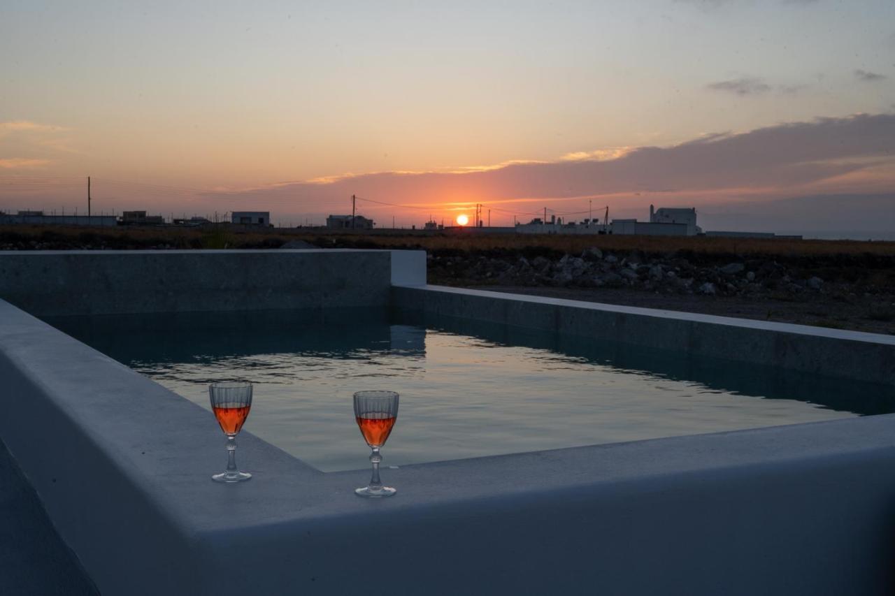 Oia Kissiri - Private Pool Villas 외부 사진